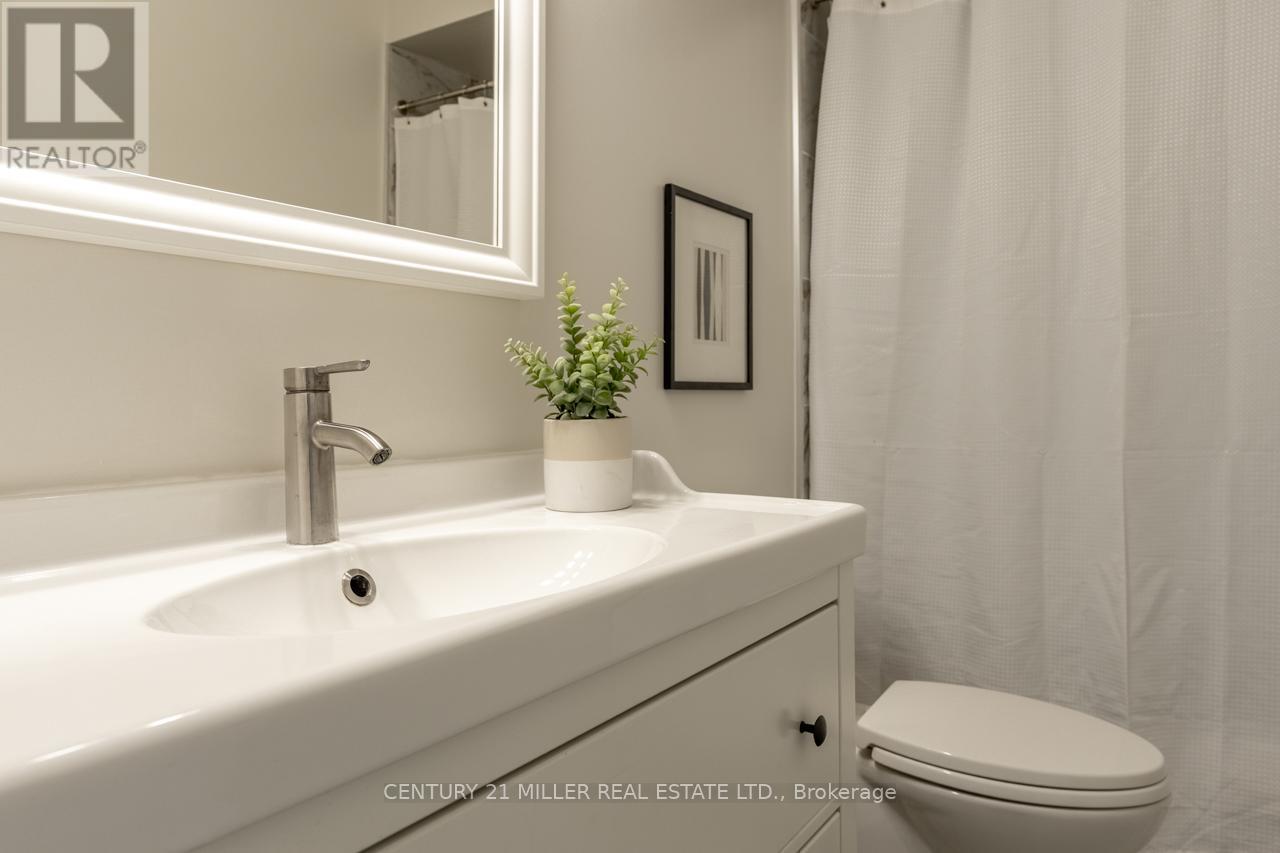 53 DILLS CRESCENT, Milton (DE Dempsey), Ontario, L9T5P2 — Photo 16