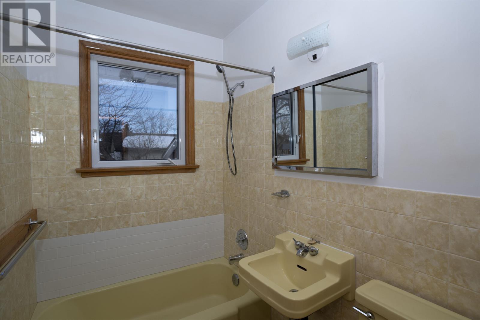 231 Briar Bay, Thunder Bay, Ontario, P7C1M1 — Photo 20