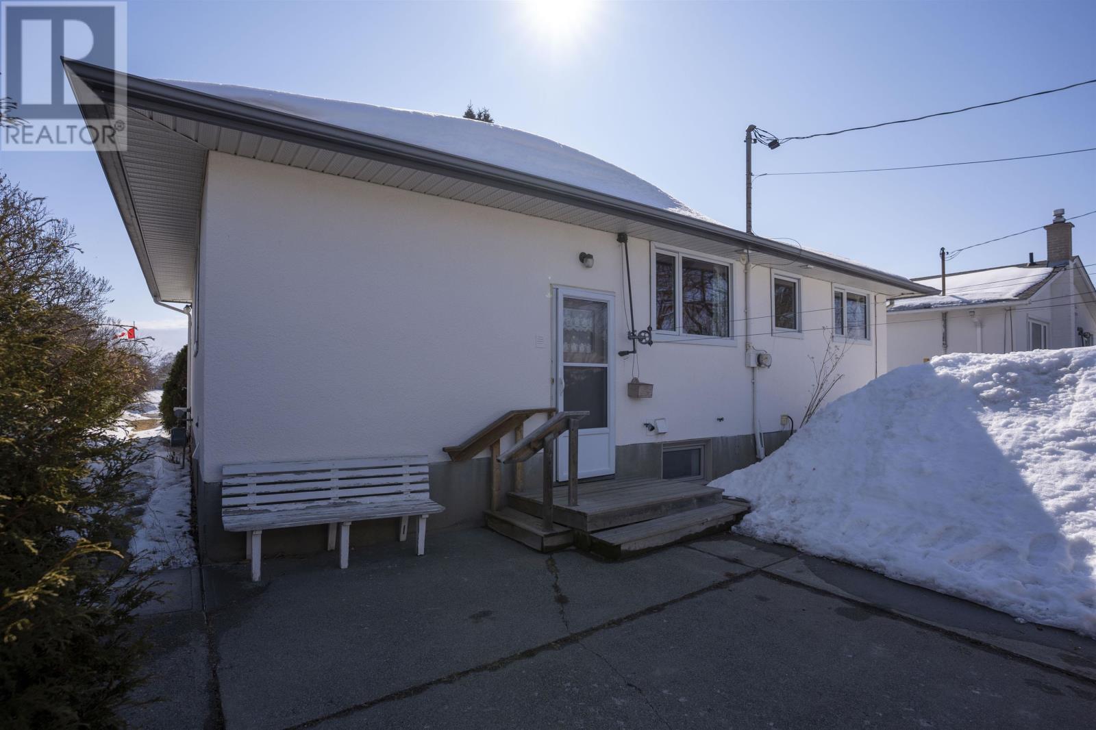 231 Briar Bay, Thunder Bay, Ontario, P7C1M1 — Photo 30