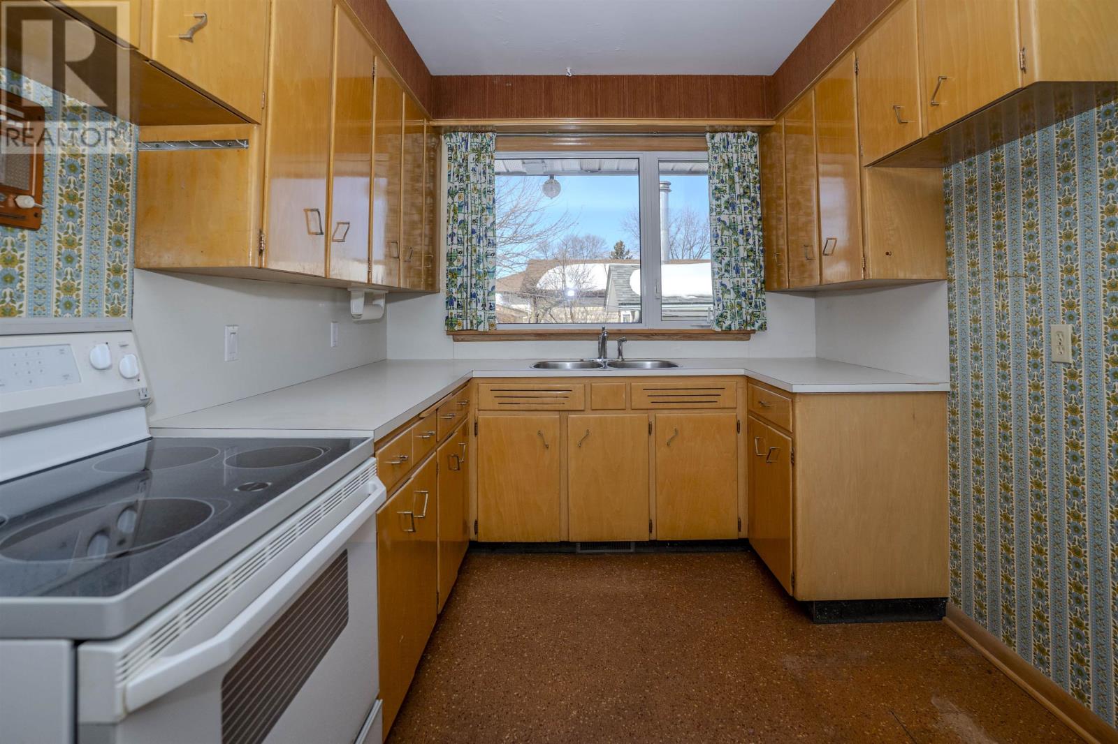 231 Briar Bay, Thunder Bay, Ontario, P7C1M1 — Photo 7
