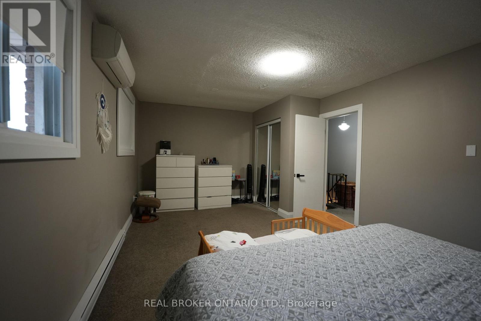 8 RALGREEN CRESCENT, Kitchener, Ontario, N2M1T9 — Photo 12