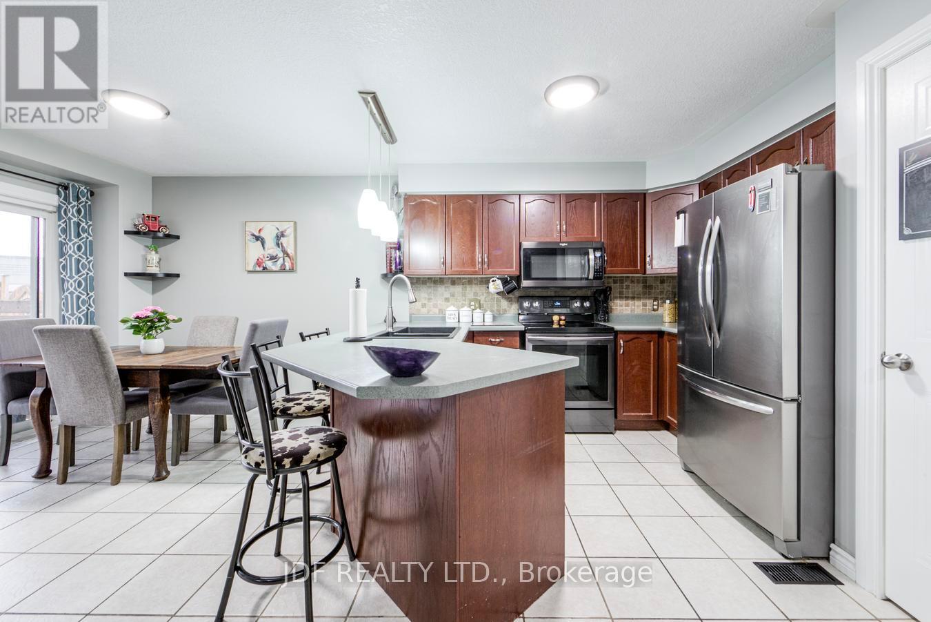 80 AMANDA WALK, Cambridge, Ontario, N3C4K7 — Photo 10