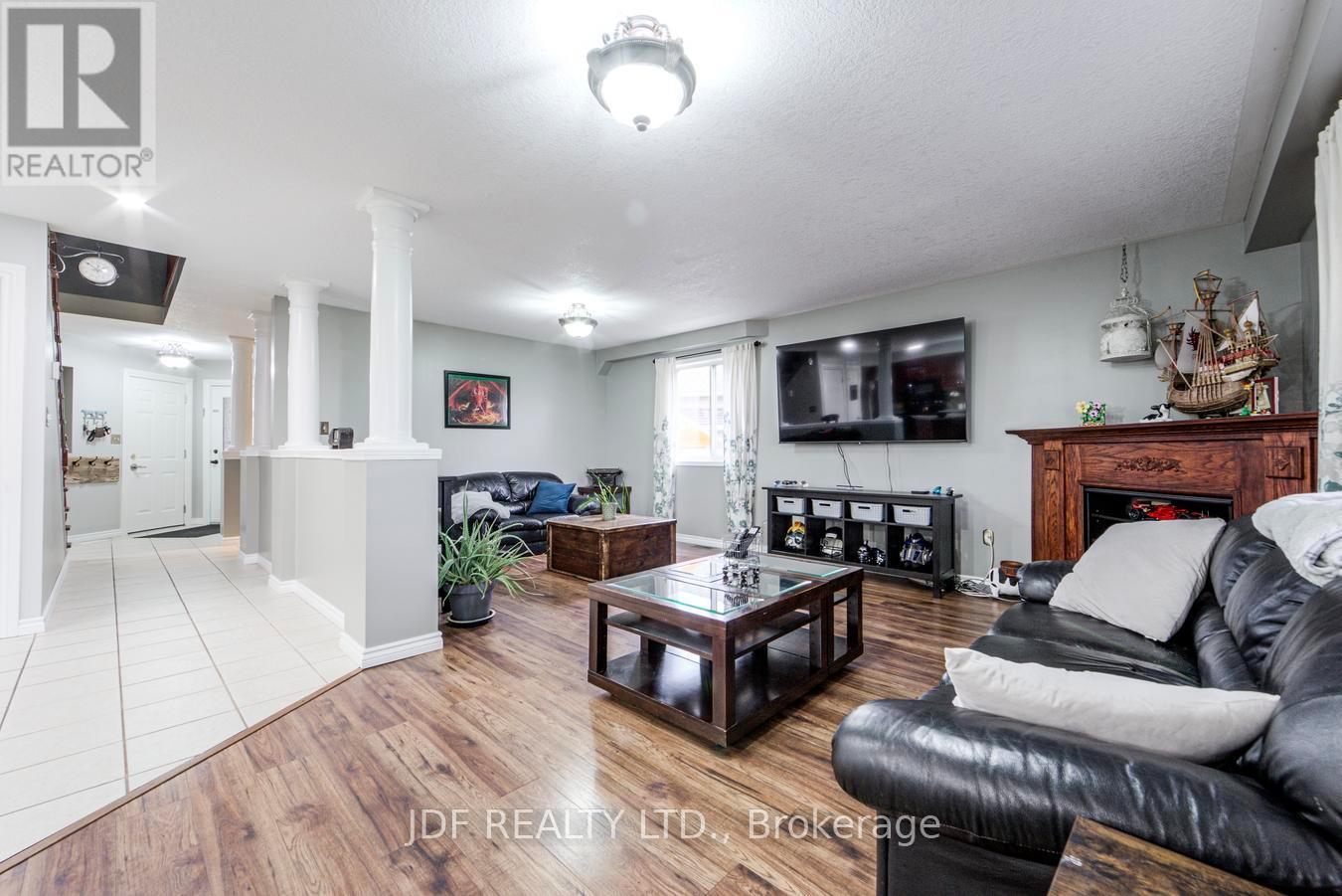 80 AMANDA WALK, Cambridge, Ontario, N3C4K7 — Photo 14