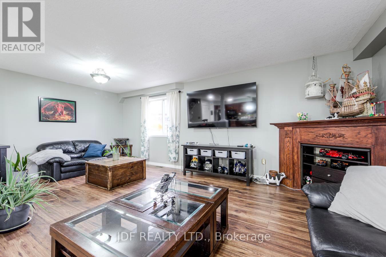 80 AMANDA WALK, Cambridge, Ontario, N3C4K7 — Photo 15