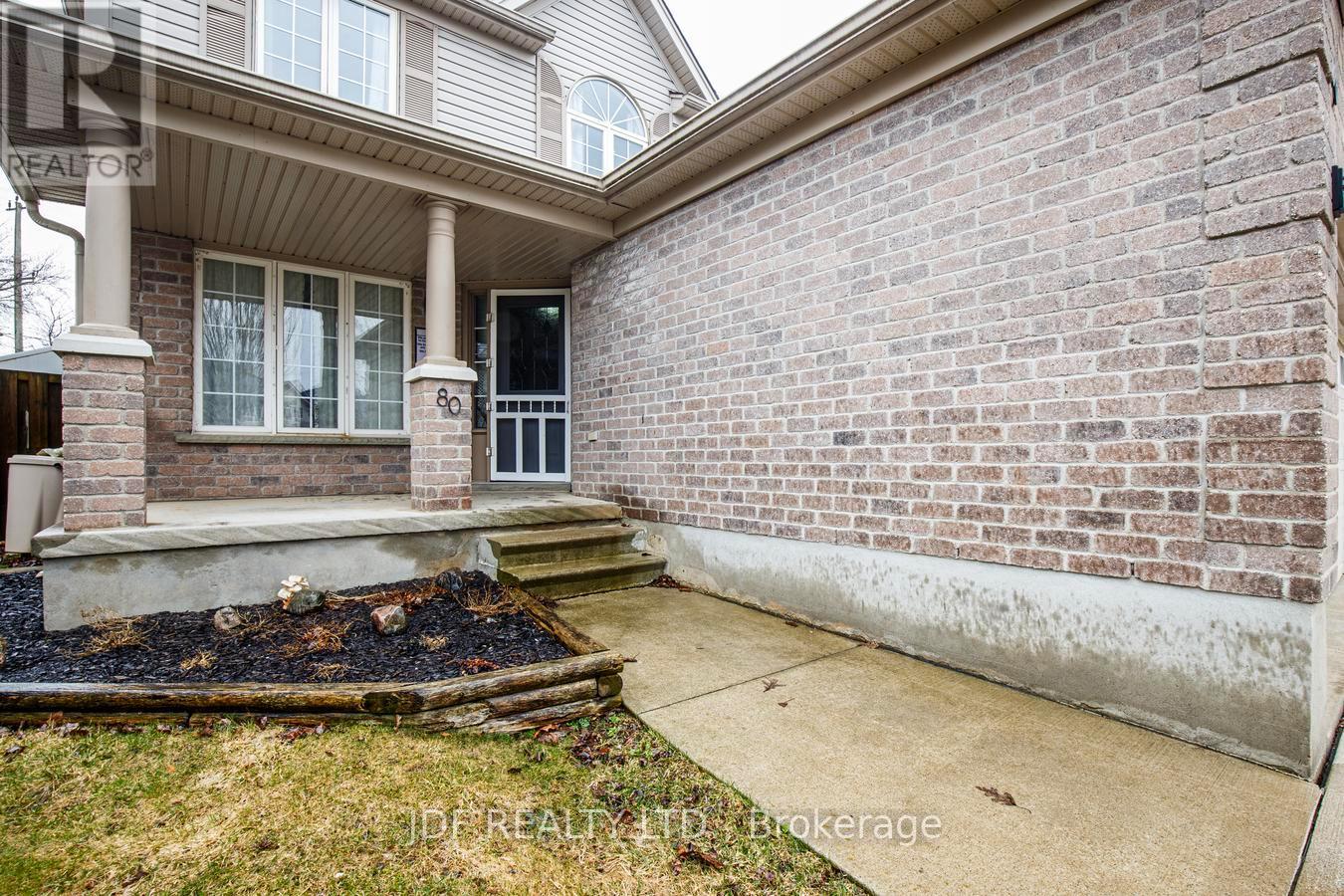 80 AMANDA WALK, Cambridge, Ontario, N3C4K7 — Photo 3