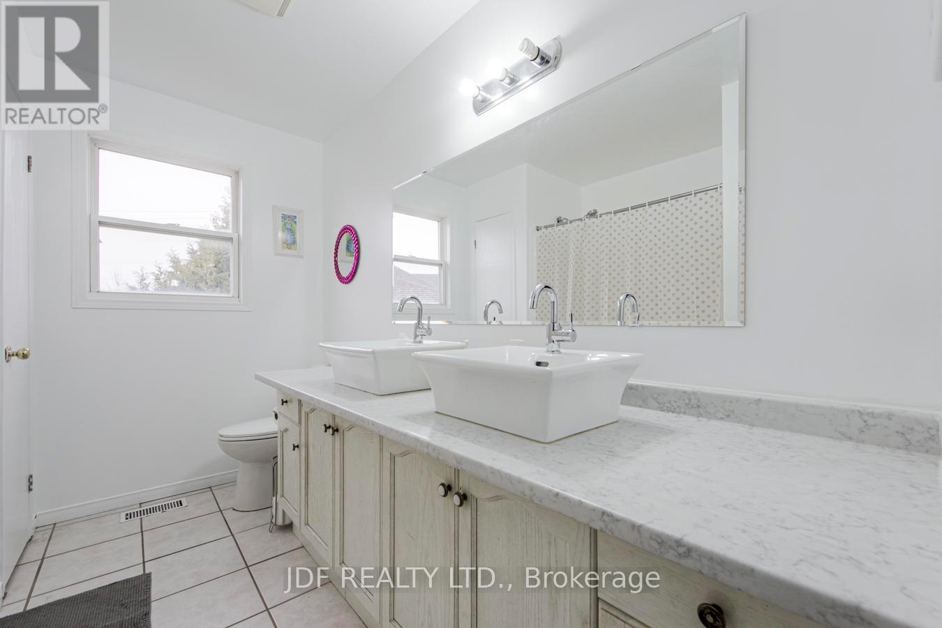 80 AMANDA WALK, Cambridge, Ontario, N3C4K7 — Photo 33