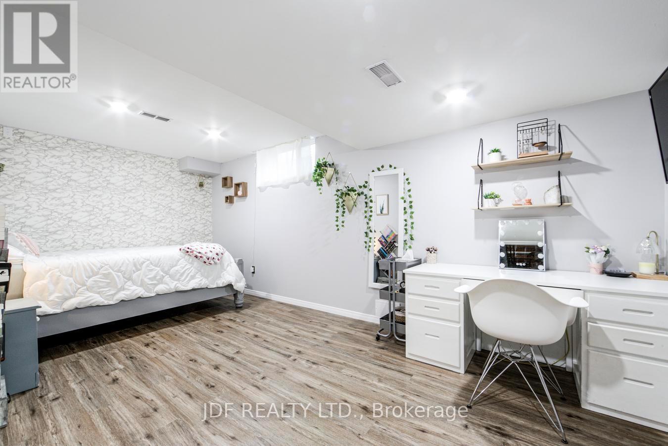 80 AMANDA WALK, Cambridge, Ontario, N3C4K7 — Photo 37