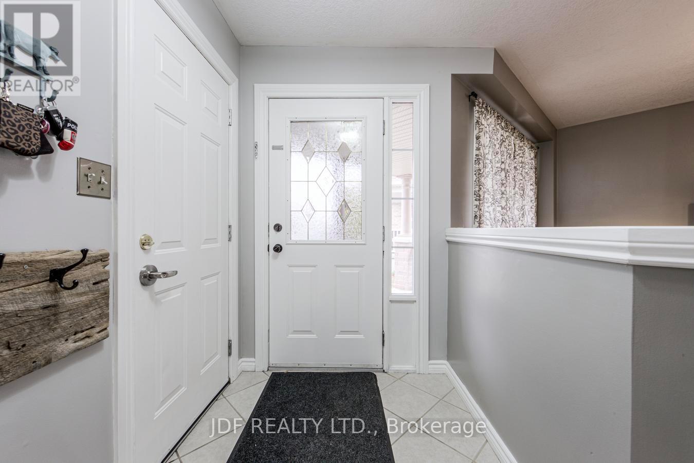 80 AMANDA WALK, Cambridge, Ontario, N3C4K7 — Photo 5