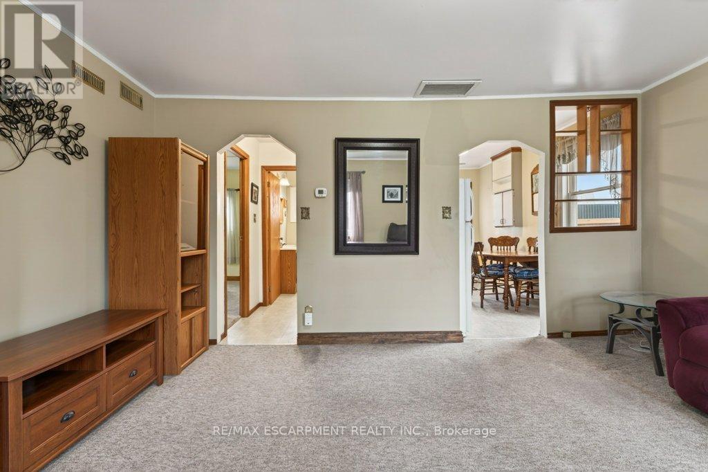 5 MAHONY AVENUE, Hamilton (Normanhurst), Ontario, L8H3C3 — Photo 3