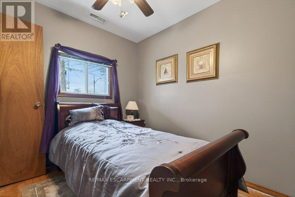 5 MAHONY AVENUE, Hamilton (Normanhurst), Ontario, L8H3C3 — Photo 4