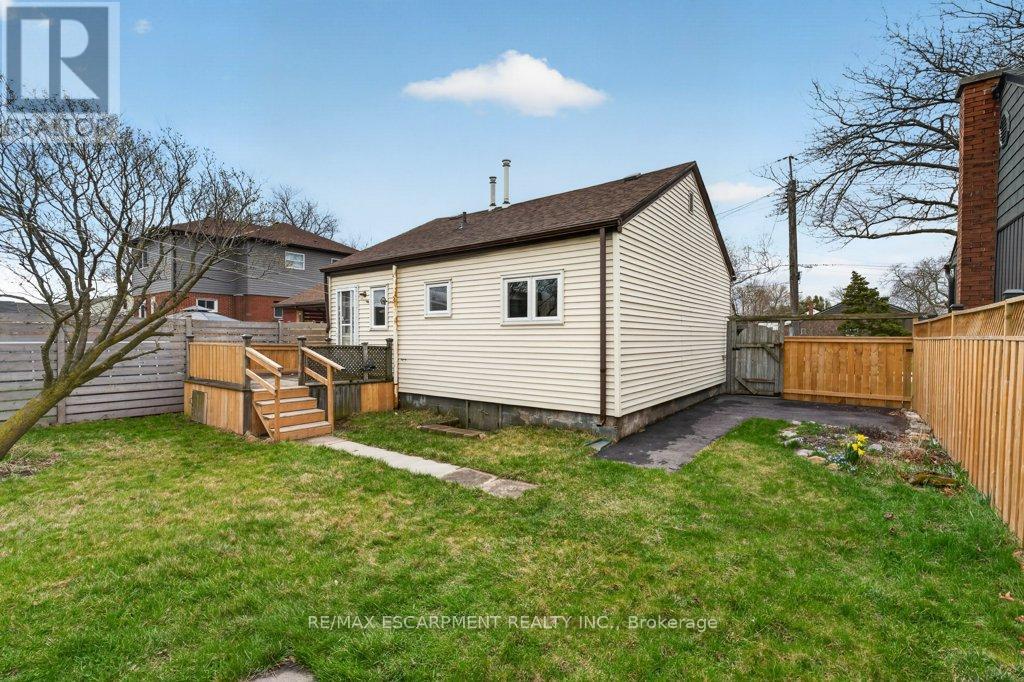 5 MAHONY AVENUE, Hamilton (Normanhurst), Ontario, L8H3C3 — Photo 9