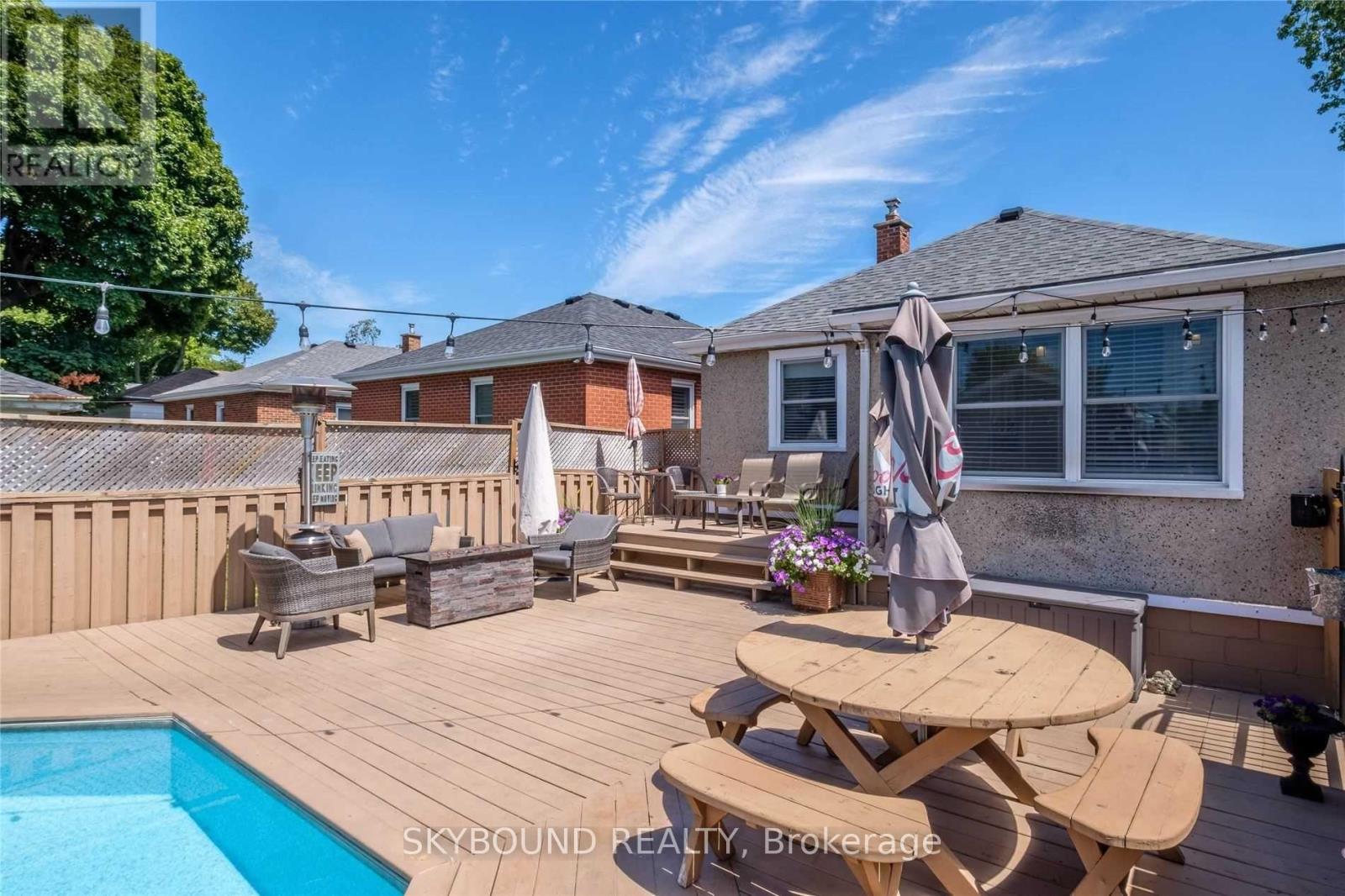 28 EAST 39TH STREET, Hamilton (Raleigh), Ontario, L8V4H1 — Photo 24