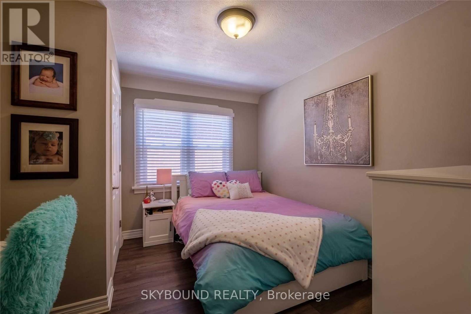 28 EAST 39TH STREET, Hamilton (Raleigh), Ontario, L8V4H1 — Photo 9