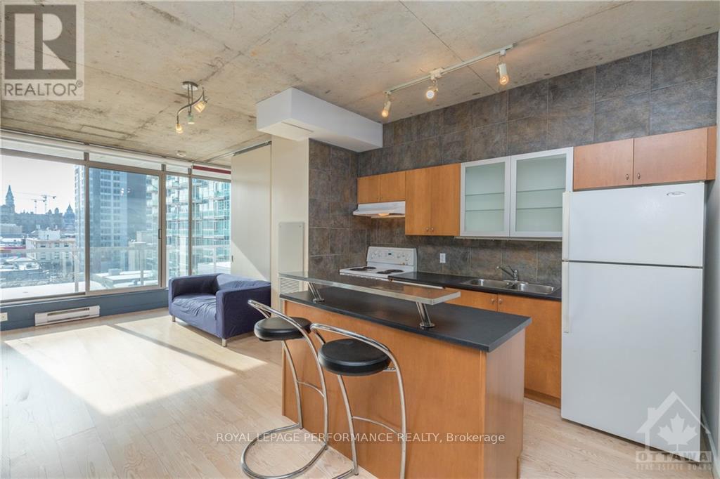 812 - 383 CUMBERLAND STREET, Ottawa, Ontario, K1N1J7 — Photo 3