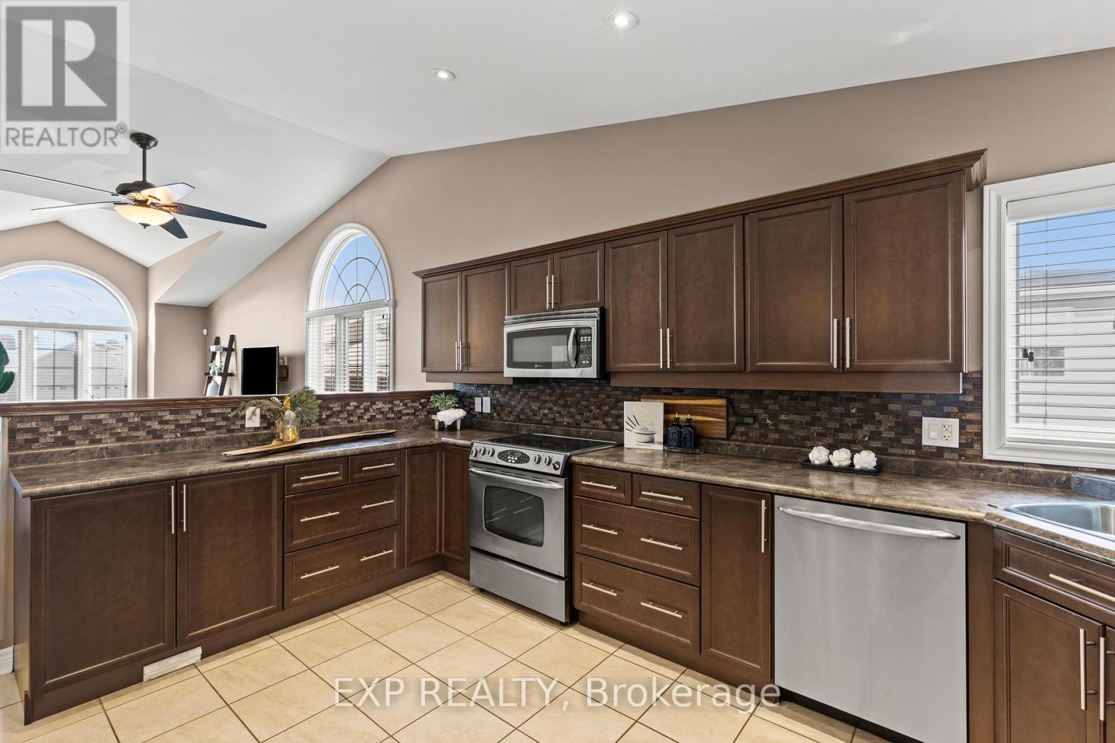 6296 PARKSIDE ROAD, Niagara Falls (Forestview), Ontario, L2H0B2 — Photo 15