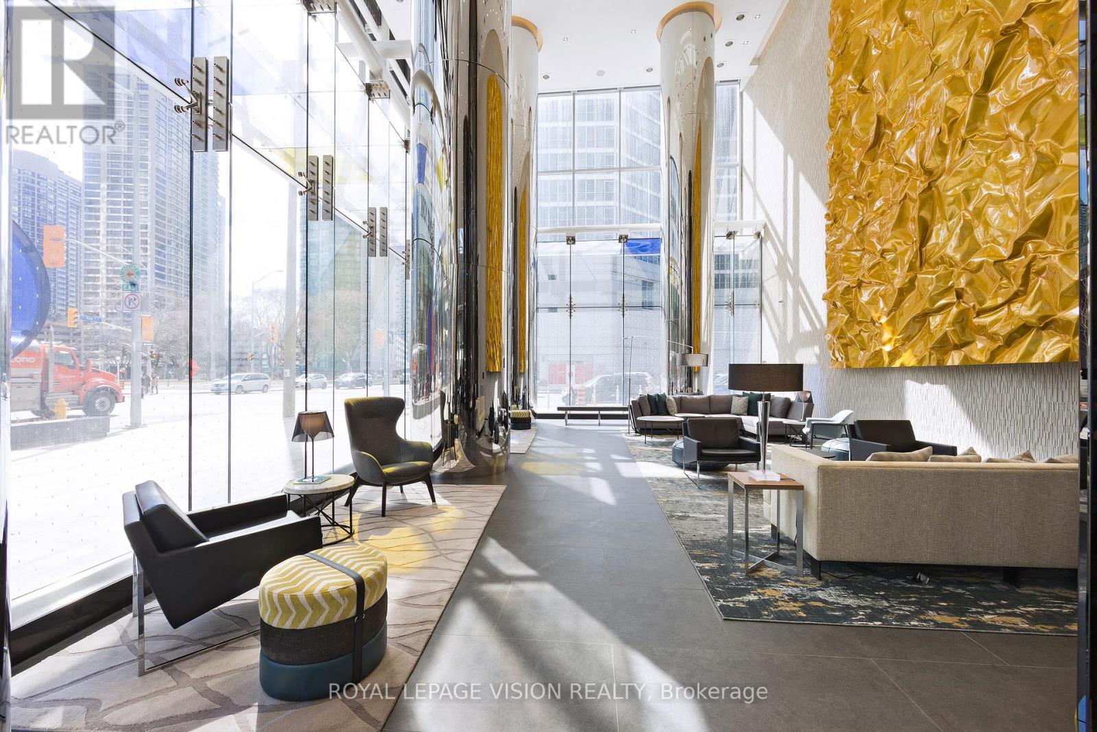 5813 - 10 YORK STREET, Toronto (Waterfront Communities), Ontario, M5J0E1 — Photo 22