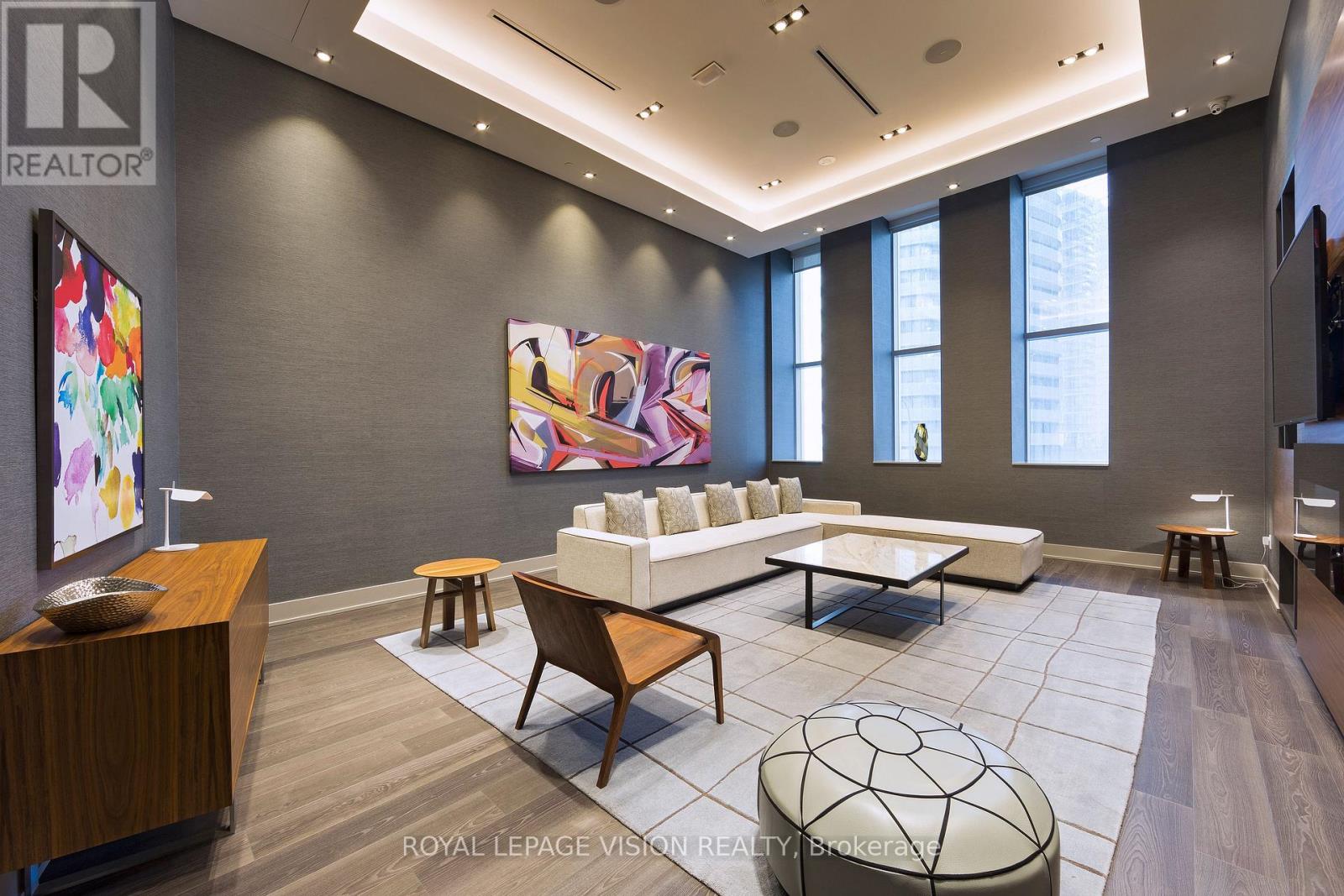 5813 - 10 YORK STREET, Toronto (Waterfront Communities), Ontario, M5J0E1 — Photo 5