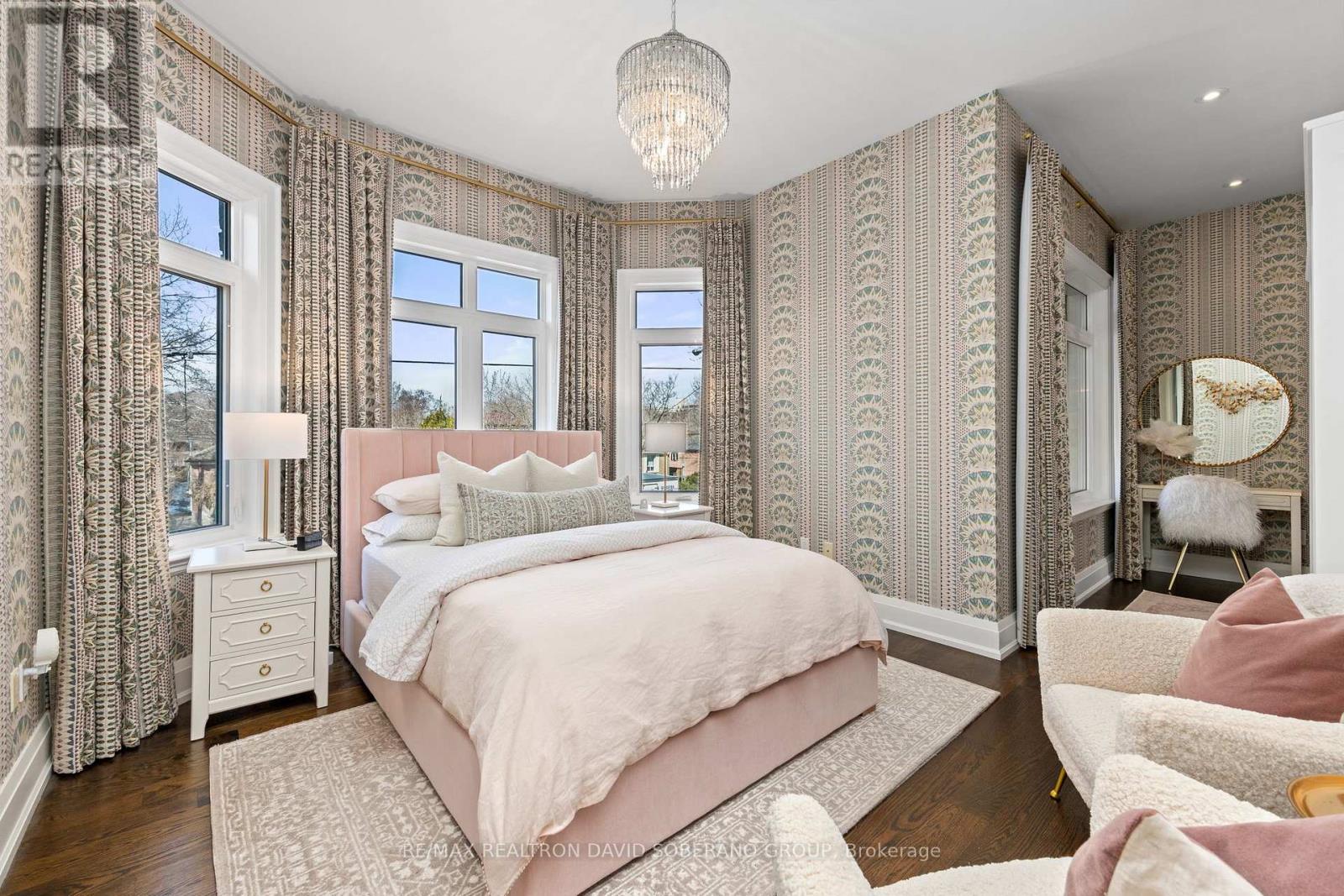 3 DUNSMORE GARDENS, Toronto (Clanton Park), Ontario, M3H3M1 — Photo 16