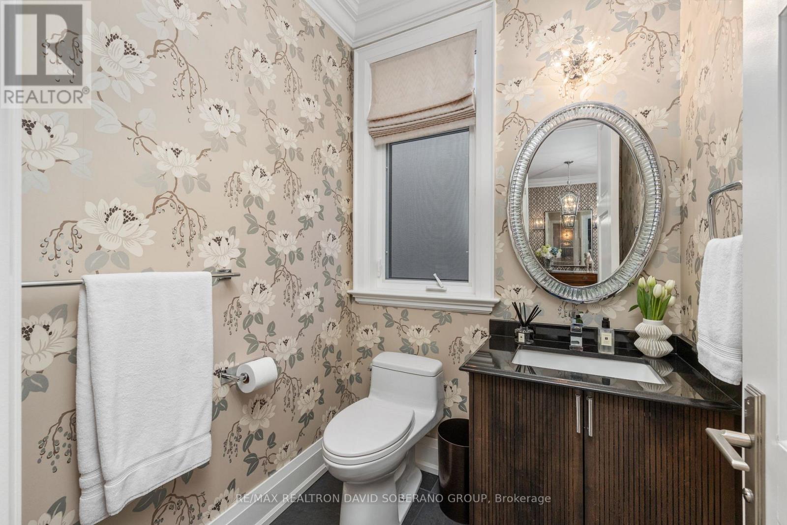 3 DUNSMORE GARDENS, Toronto (Clanton Park), Ontario, M3H3M1 — Photo 17