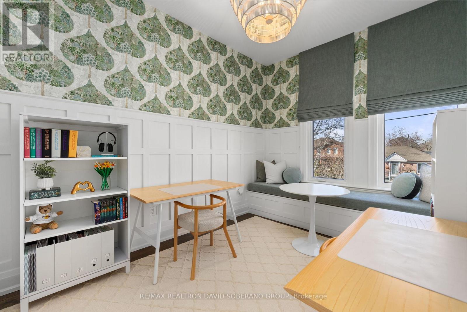 3 DUNSMORE GARDENS, Toronto (Clanton Park), Ontario, M3H3M1 — Photo 2