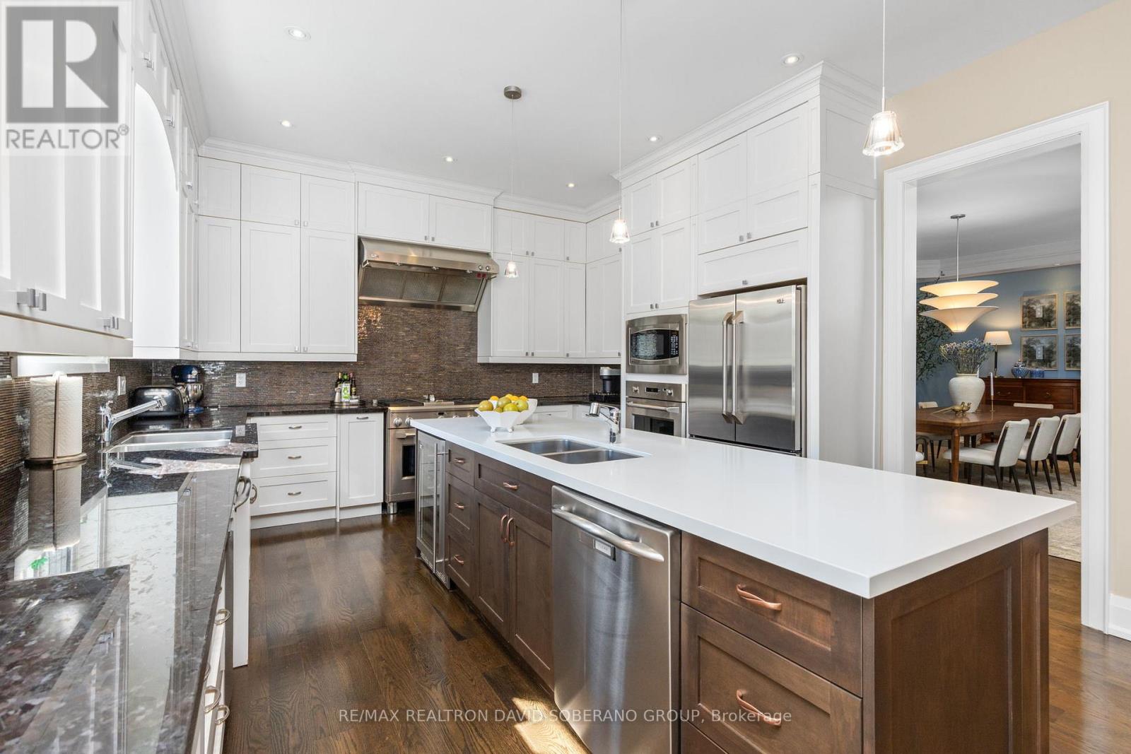 3 DUNSMORE GARDENS, Toronto (Clanton Park), Ontario, M3H3M1 — Photo 30