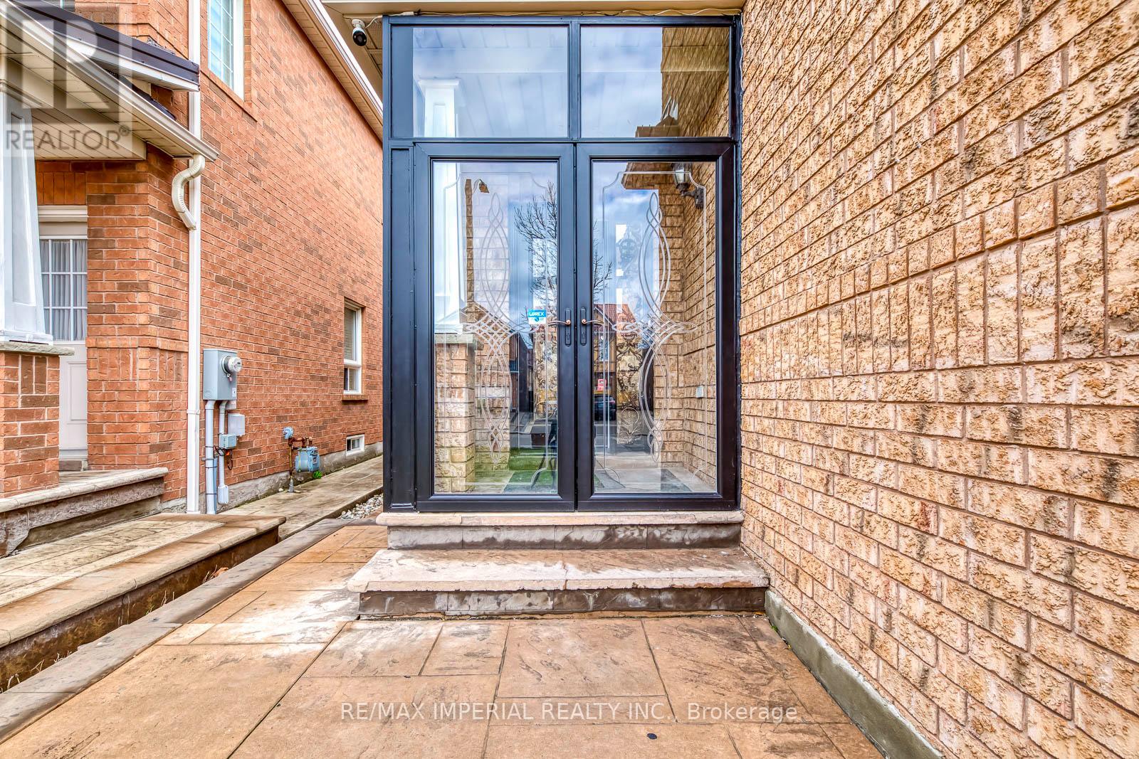 4769 ALLEGHENY ROAD, Mississauga (Hurontario), Ontario, L5R0A8 — Photo 3