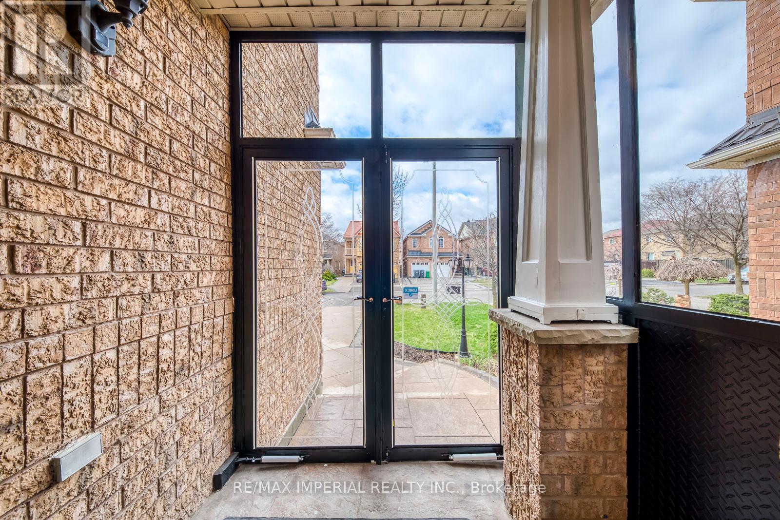 4769 ALLEGHENY ROAD, Mississauga (Hurontario), Ontario, L5R0A8 — Photo 4