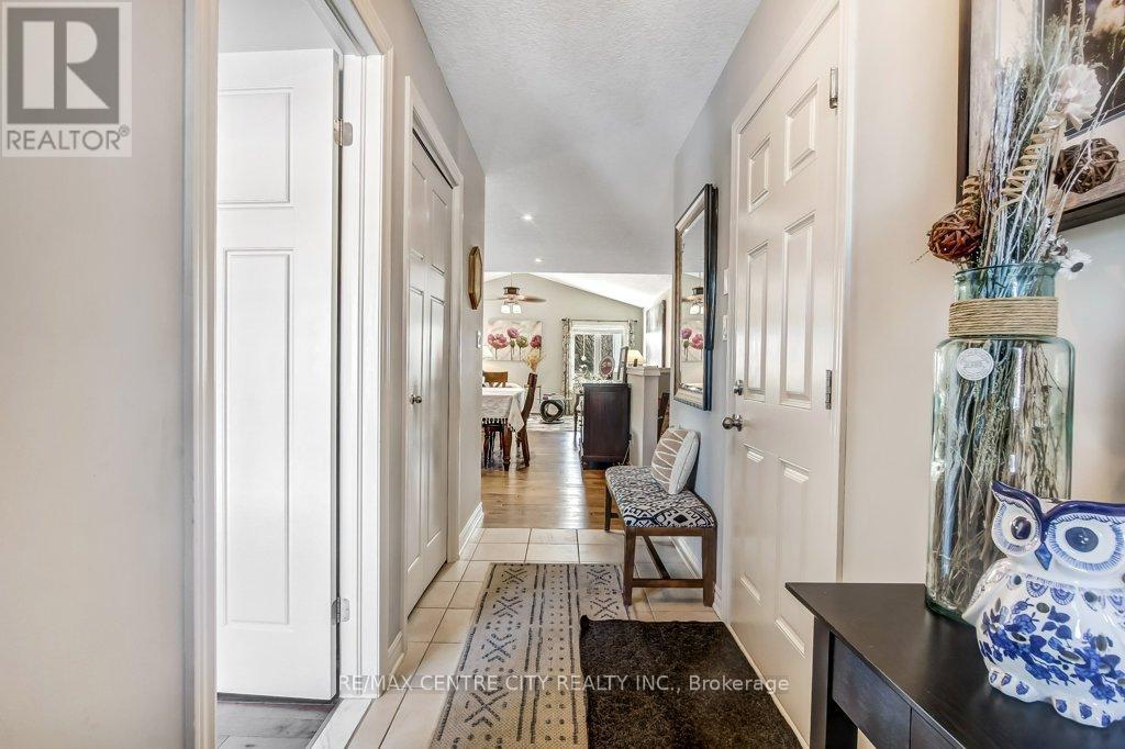 67 PEACH TREE BOULEVARD, St. Thomas, Ontario, N5R0C1 — Photo 5