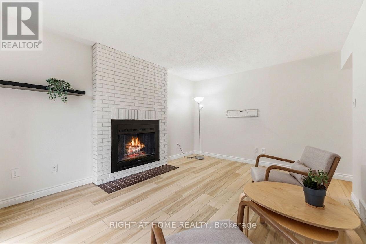 27 MCCLURE CRESCENT, Ottawa, Ontario, K2L2H1 — Photo 13