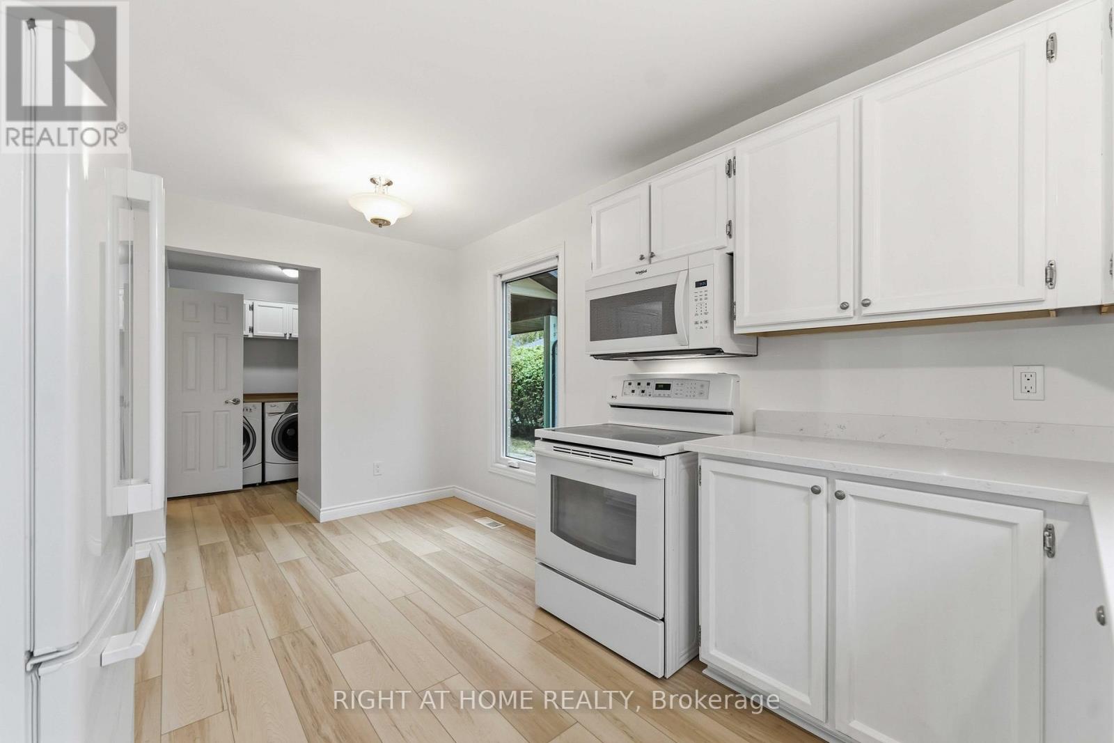 27 MCCLURE CRESCENT, Ottawa, Ontario, K2L2H1 — Photo 19