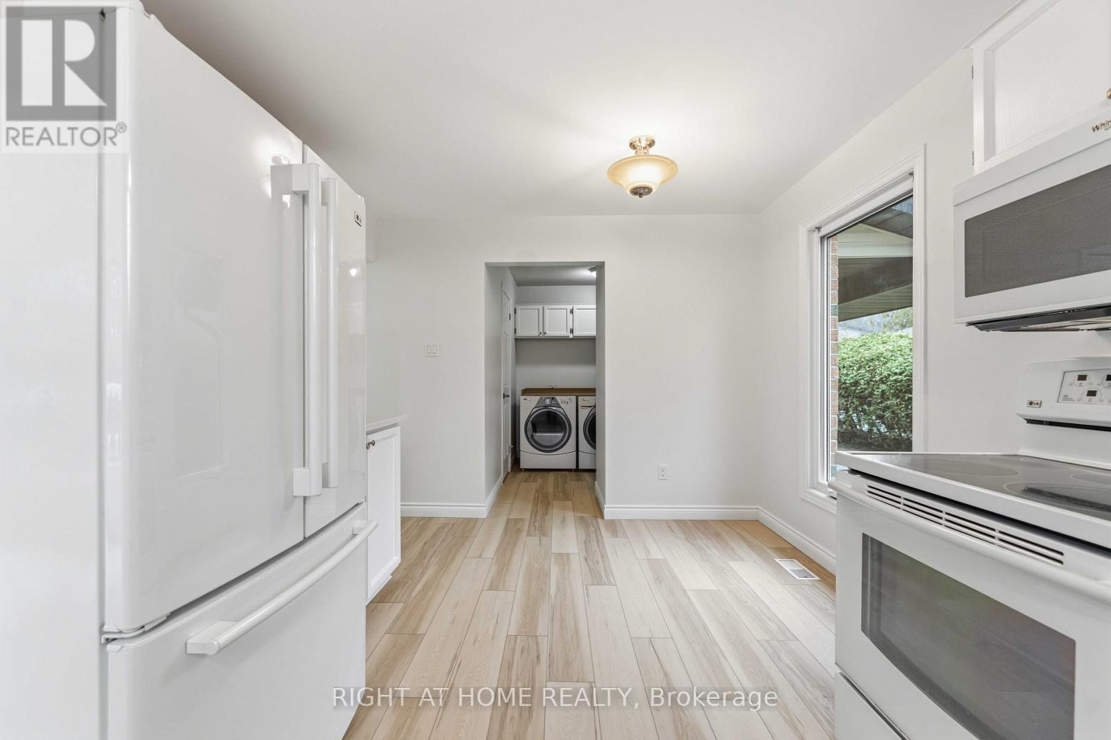 27 MCCLURE CRESCENT, Ottawa, Ontario, K2L2H1 — Photo 23