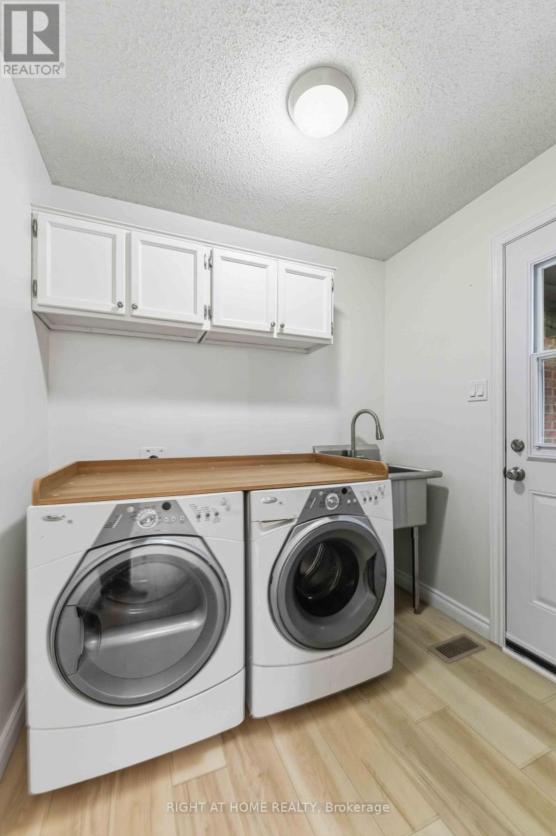 27 MCCLURE CRESCENT, Ottawa, Ontario, K2L2H1 — Photo 26