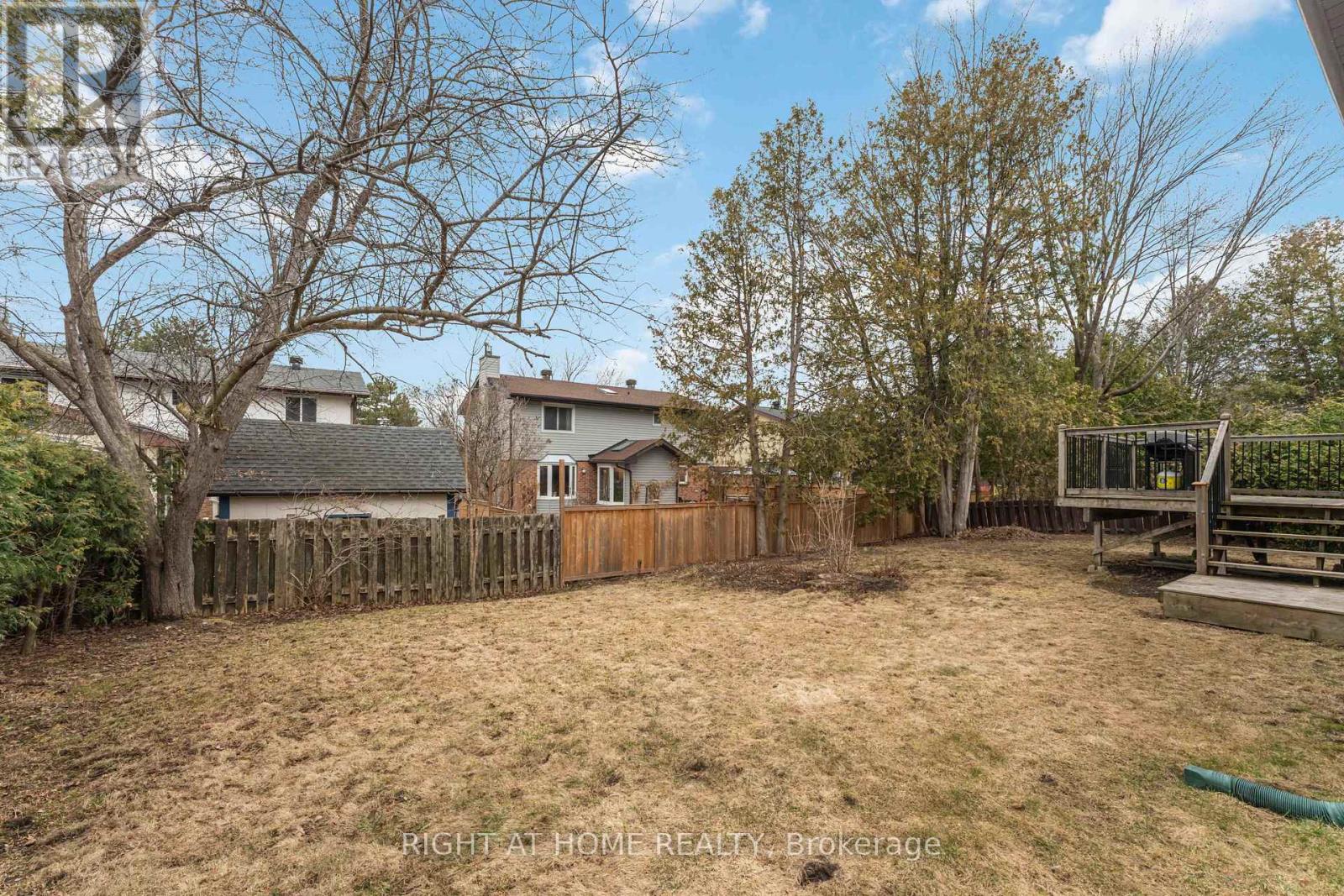 27 MCCLURE CRESCENT, Ottawa, Ontario, K2L2H1 — Photo 44