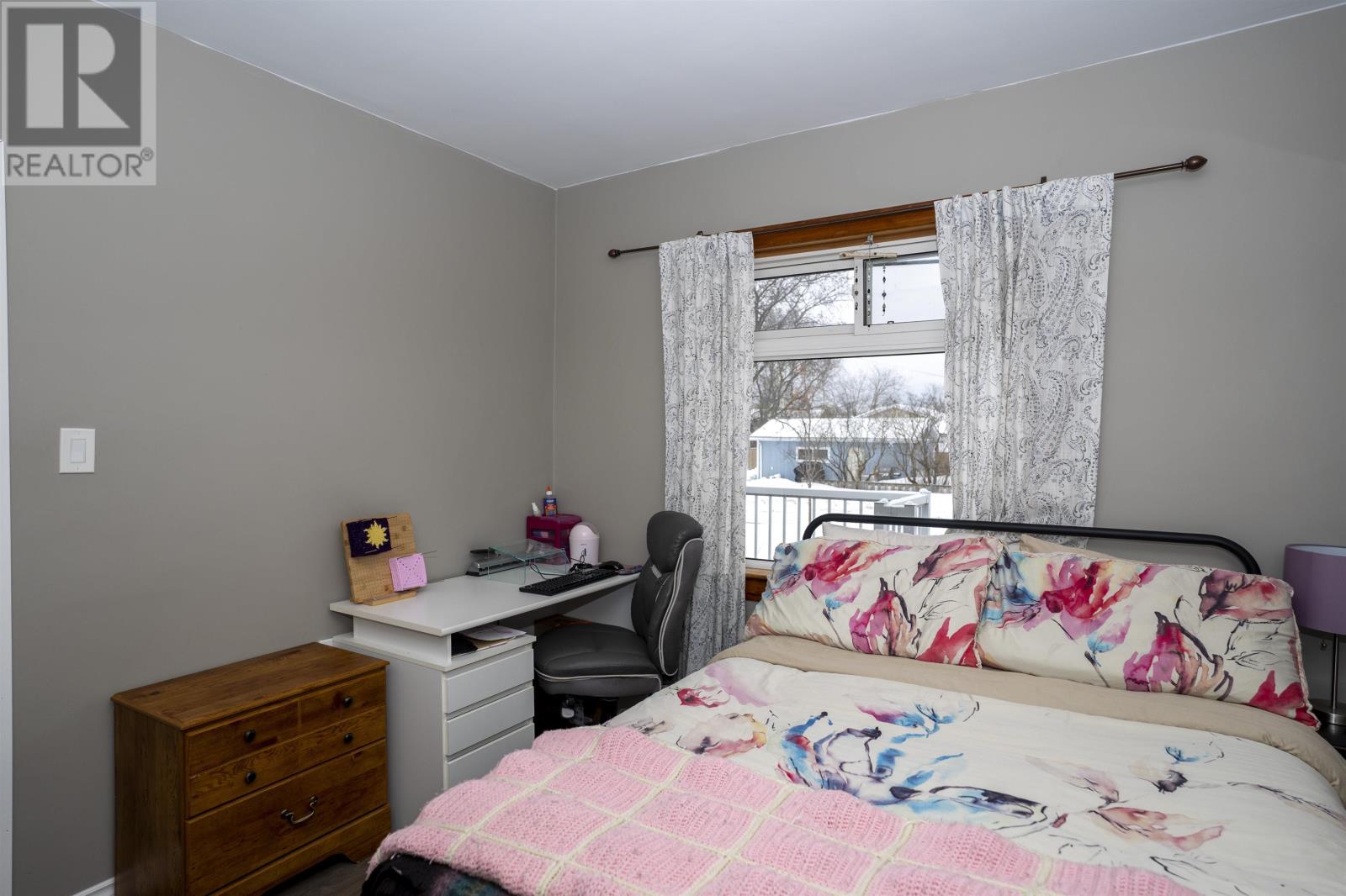 268 Leslie AVE, Thunder Bay, Ontario, P7A1W6 — Photo 3