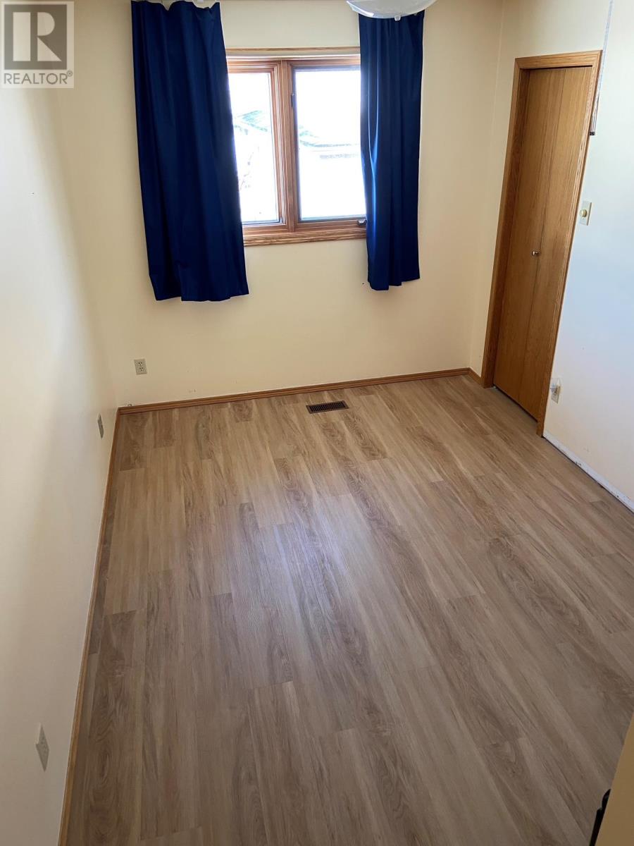 432 Gemstone DR, Thunder Bay, Ontario, P7G1B1 — Photo 6