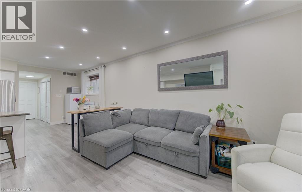 50 HOWE Drive W Unit# 4D, Kitchener, Ontario, N2E0A3 — Photo 4