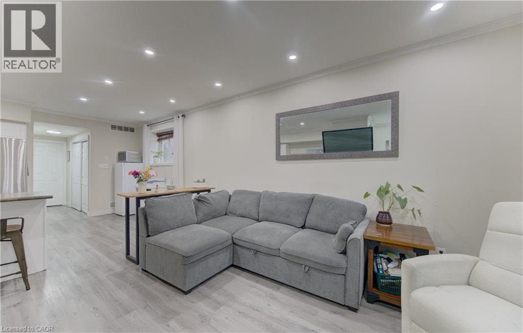 50 HOWE Drive W Unit# 4D, Kitchener, Ontario, N2E0A3 — Photo 5
