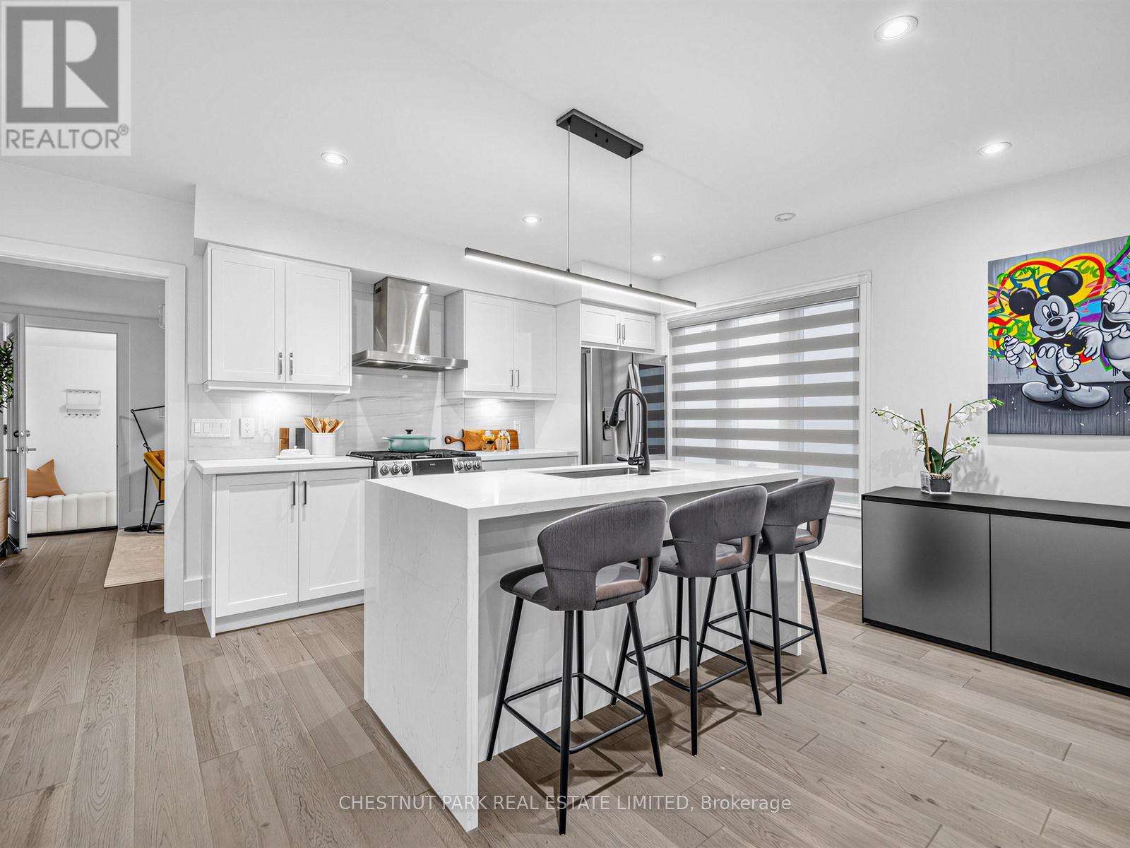 209 ROBINA AVENUE, Toronto (Oakwood Village), Ontario, M6C3Y9 — Photo 14