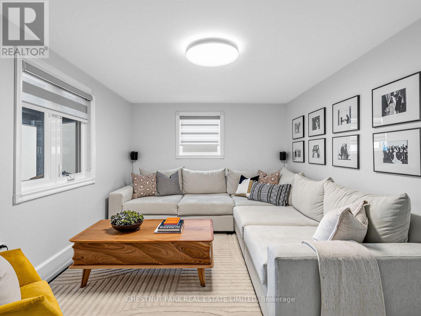 209 ROBINA AVENUE, Toronto (Oakwood Village), Ontario, M6C3Y9 — Photo 18