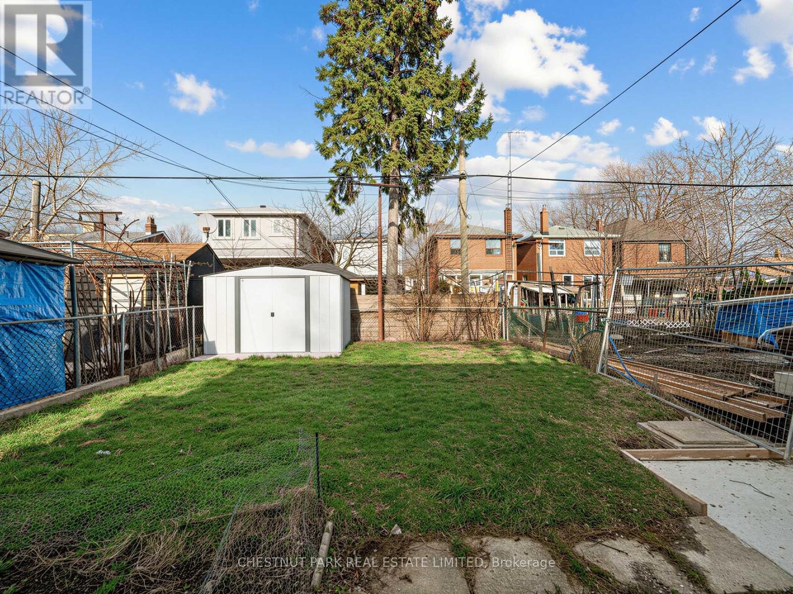 209 ROBINA AVENUE, Toronto (Oakwood Village), Ontario, M6C3Y9 — Photo 35