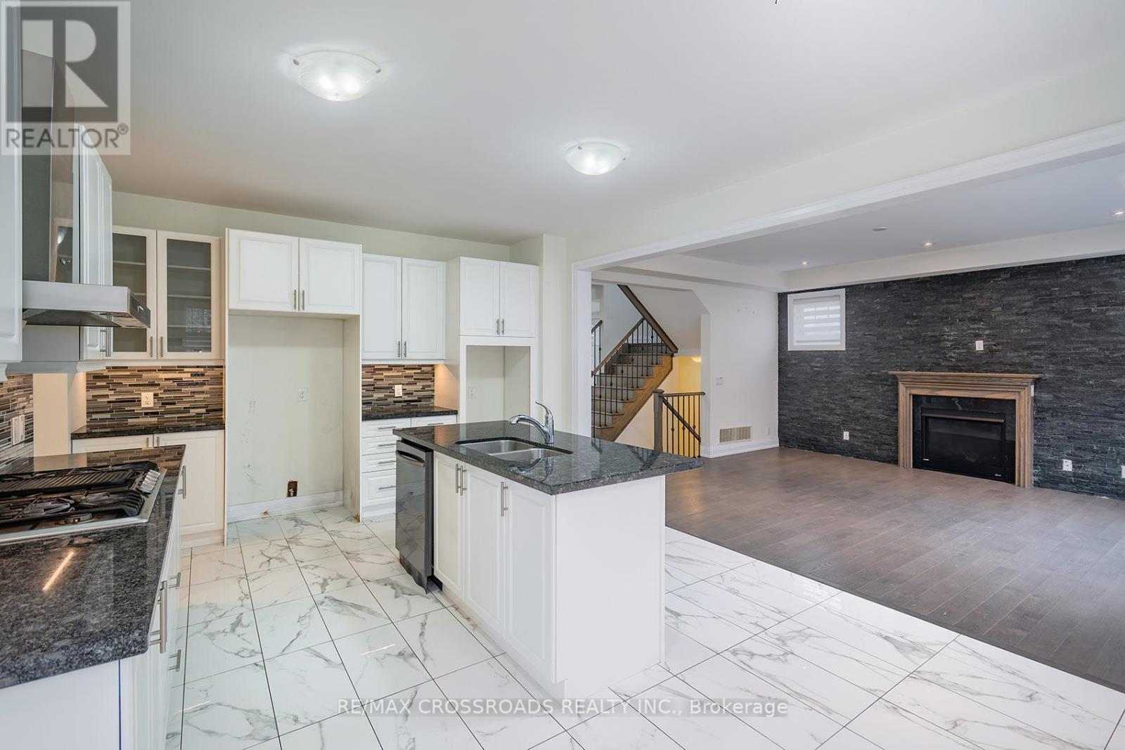 2300 DOBBINTON STREET, Oshawa (Windfields), Ontario, L1L0L3 — Photo 16