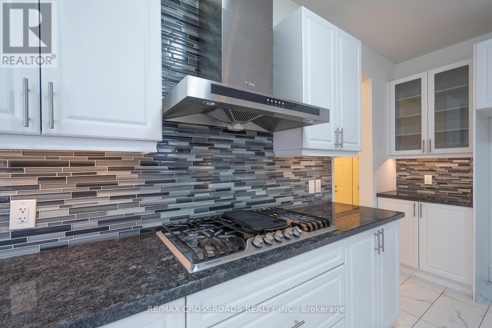 2300 DOBBINTON STREET, Oshawa (Windfields), Ontario, L1L0L3 — Photo 17