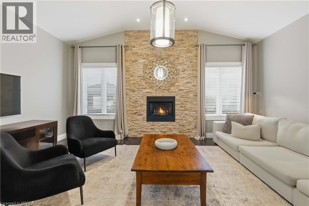 54 NIGHTINGALE Drive, Brantford, Ontario, N3T0G3 — Photo 7