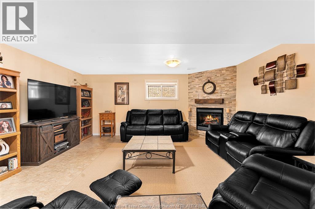 1128 FREDERICA, Windsor, Ontario, N8P1V9 — Photo 24