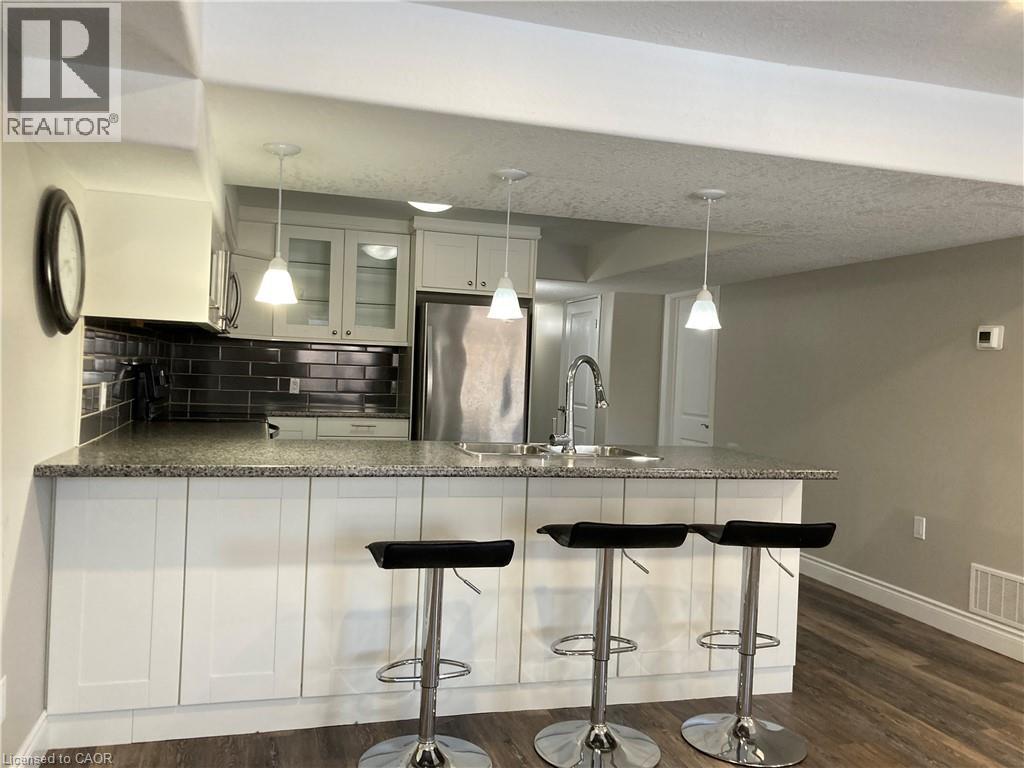 71 JANINE Street Unit# LOWER LEVEL, Kitchener, Ontario, N2A4M1 — Photo 10