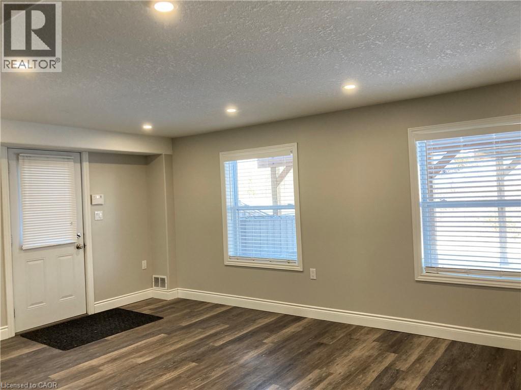 71 JANINE Street Unit# LOWER LEVEL, Kitchener, Ontario, N2A4M1 — Photo 13