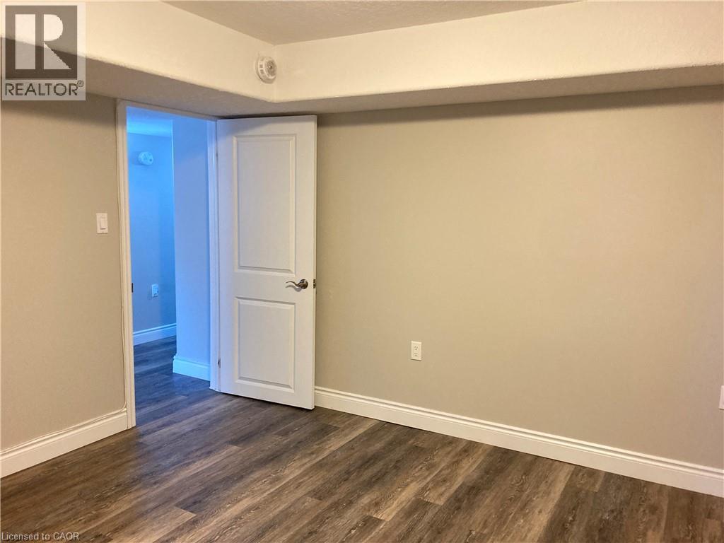 71 JANINE Street Unit# LOWER LEVEL, Kitchener, Ontario, N2A4M1 — Photo 17