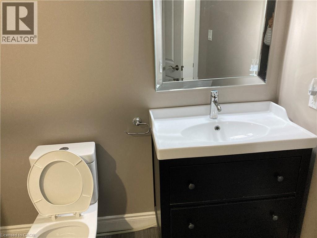 71 JANINE Street Unit# LOWER LEVEL, Kitchener, Ontario, N2A4M1 — Photo 19