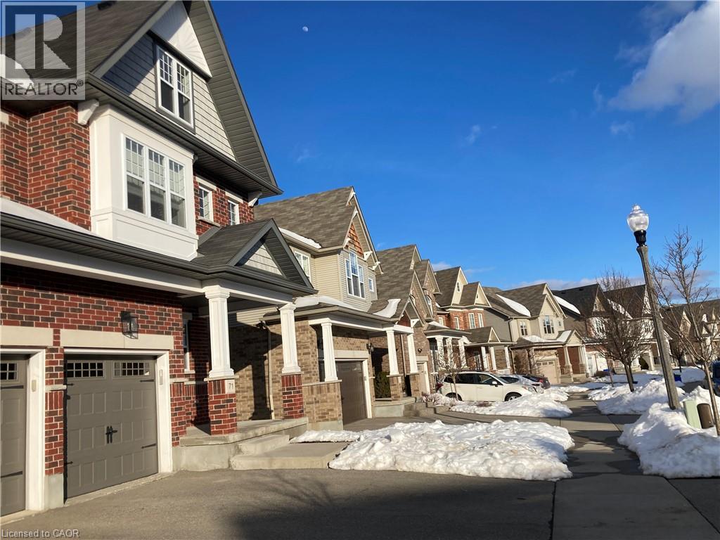 71 JANINE Street Unit# LOWER LEVEL, Kitchener, Ontario, N2A4M1 — Photo 4