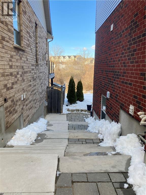 71 JANINE Street Unit# LOWER LEVEL, Kitchener, Ontario, N2A4M1 — Photo 5